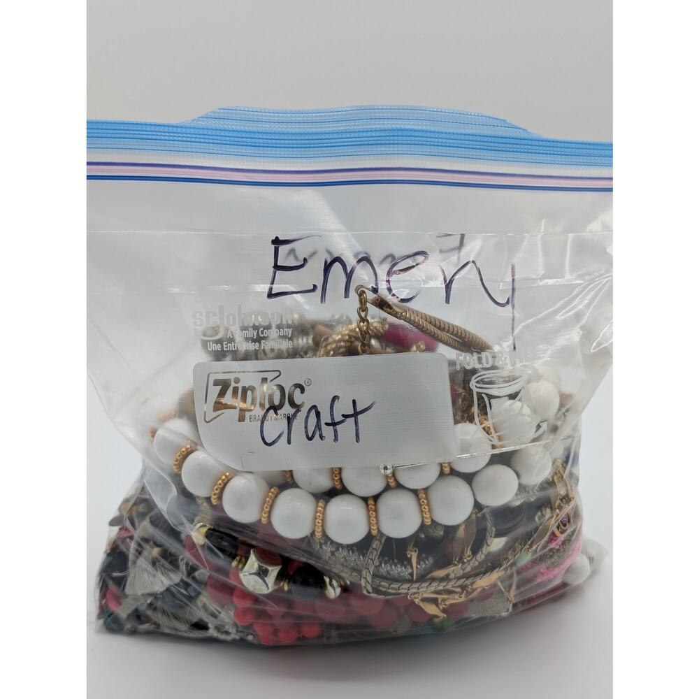 ‘Emery’ Repurpose/Craft/Possible Wearable Over 4 Pounds Mystery Jewelry Bag - Picture 8 of 8